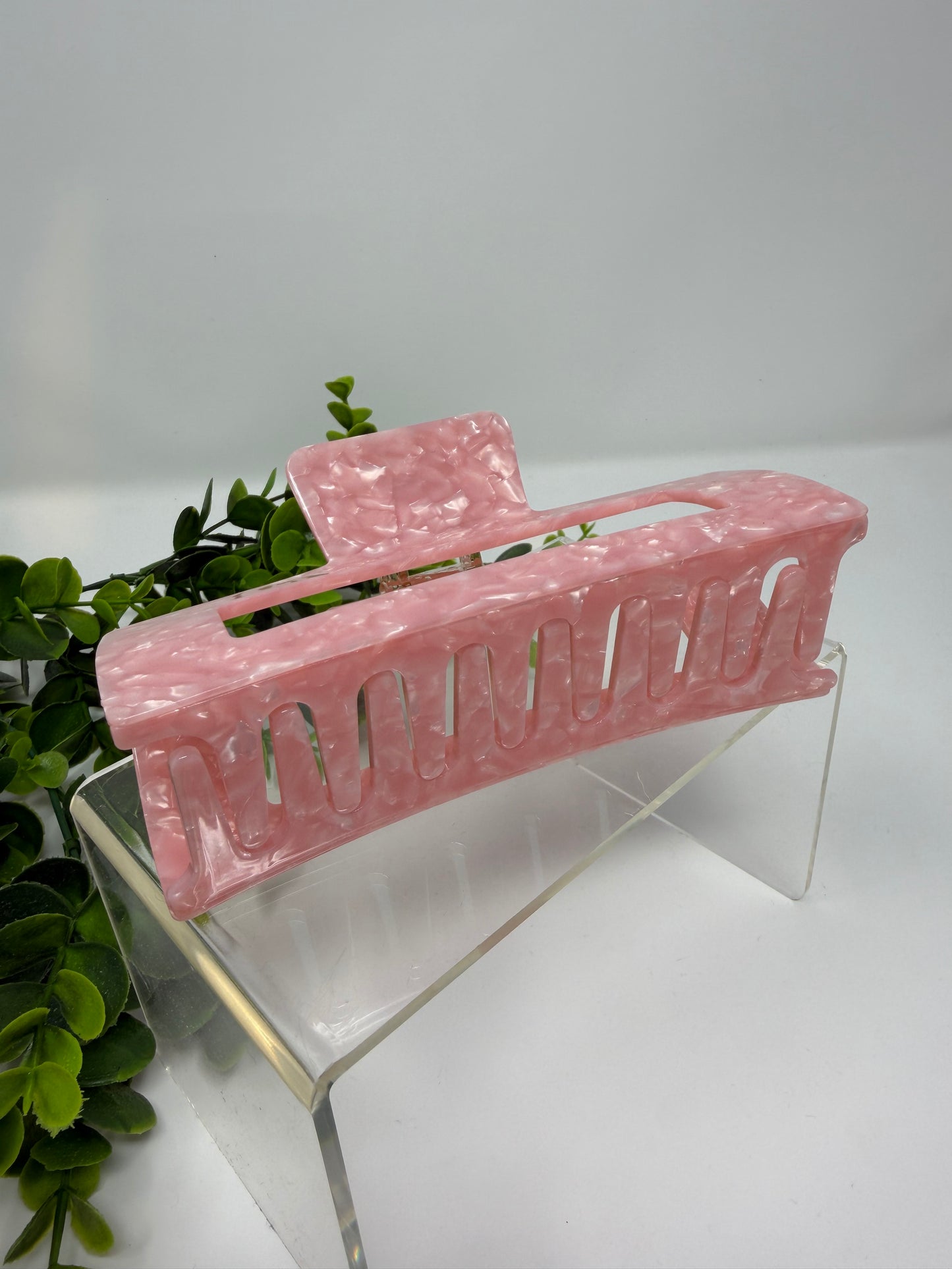 Blush XL Luxury Claw Clip