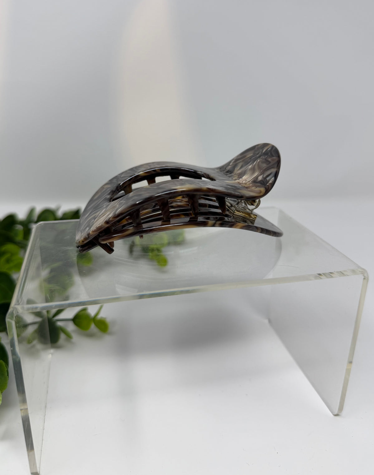 Latte Flat Luxury Claw Clip