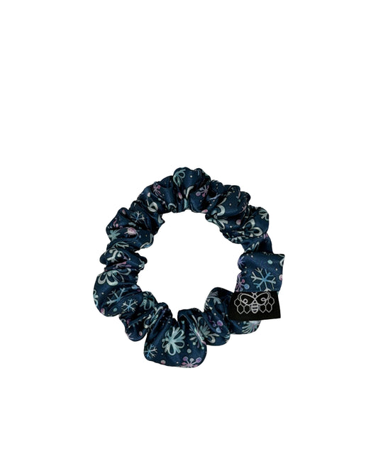 Snowflakes Satin Slim