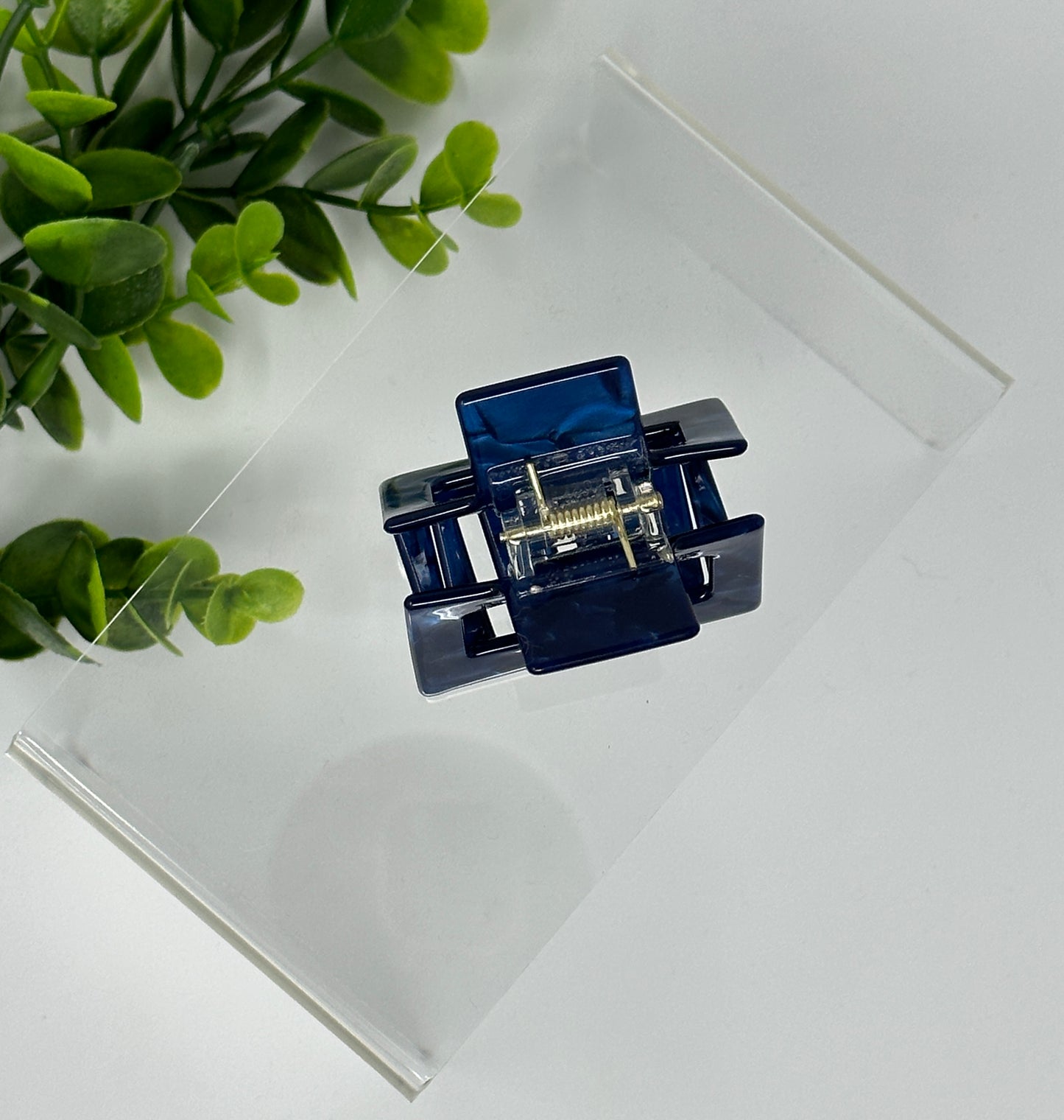 Sapphire Claw Clip